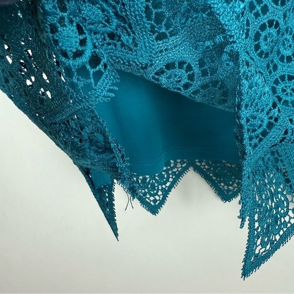 Simply Styled Womens Teal Blue Crochet Lace  Sleeveless Top Size XS - Picture 5 of 13